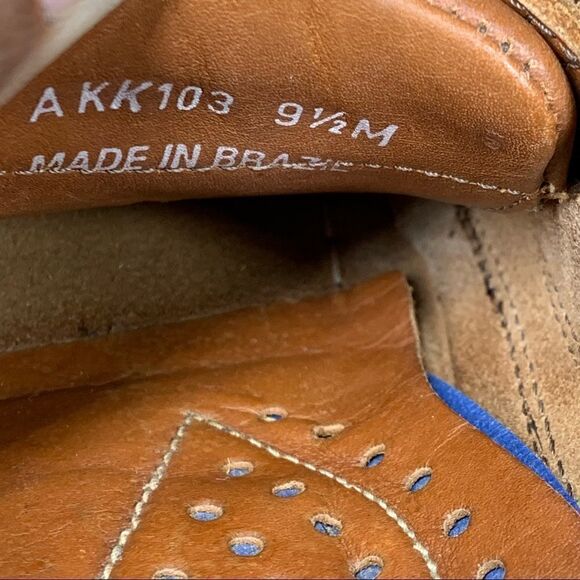 BASS MEN'S 2-EYE BOAT SHOES SIZE: 9.5~COLOR: TAN - Picture 7 of 8